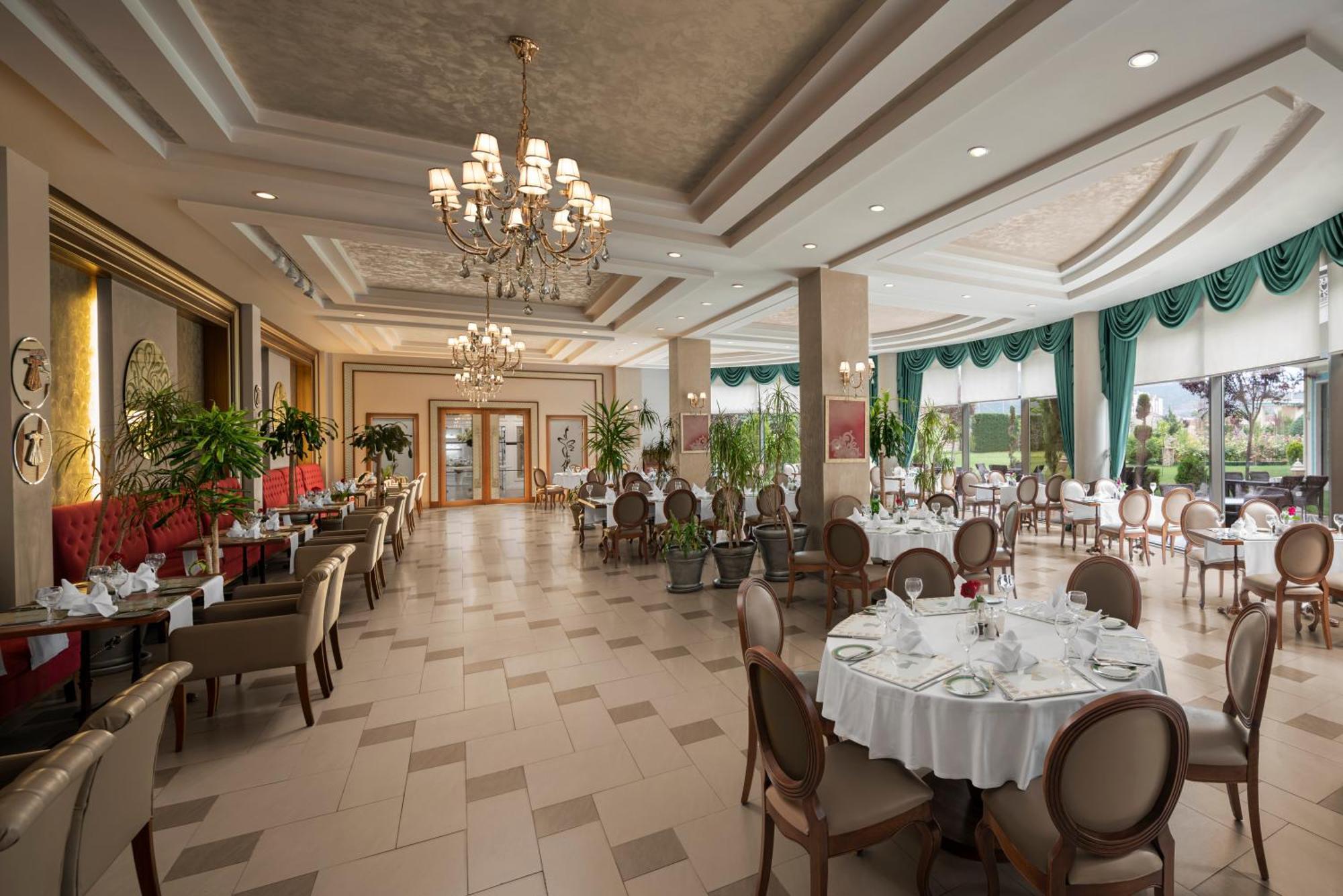 Ng Afyon Wellness & Convention Hotel Afyonkarahisar Ngoại thất bức ảnh